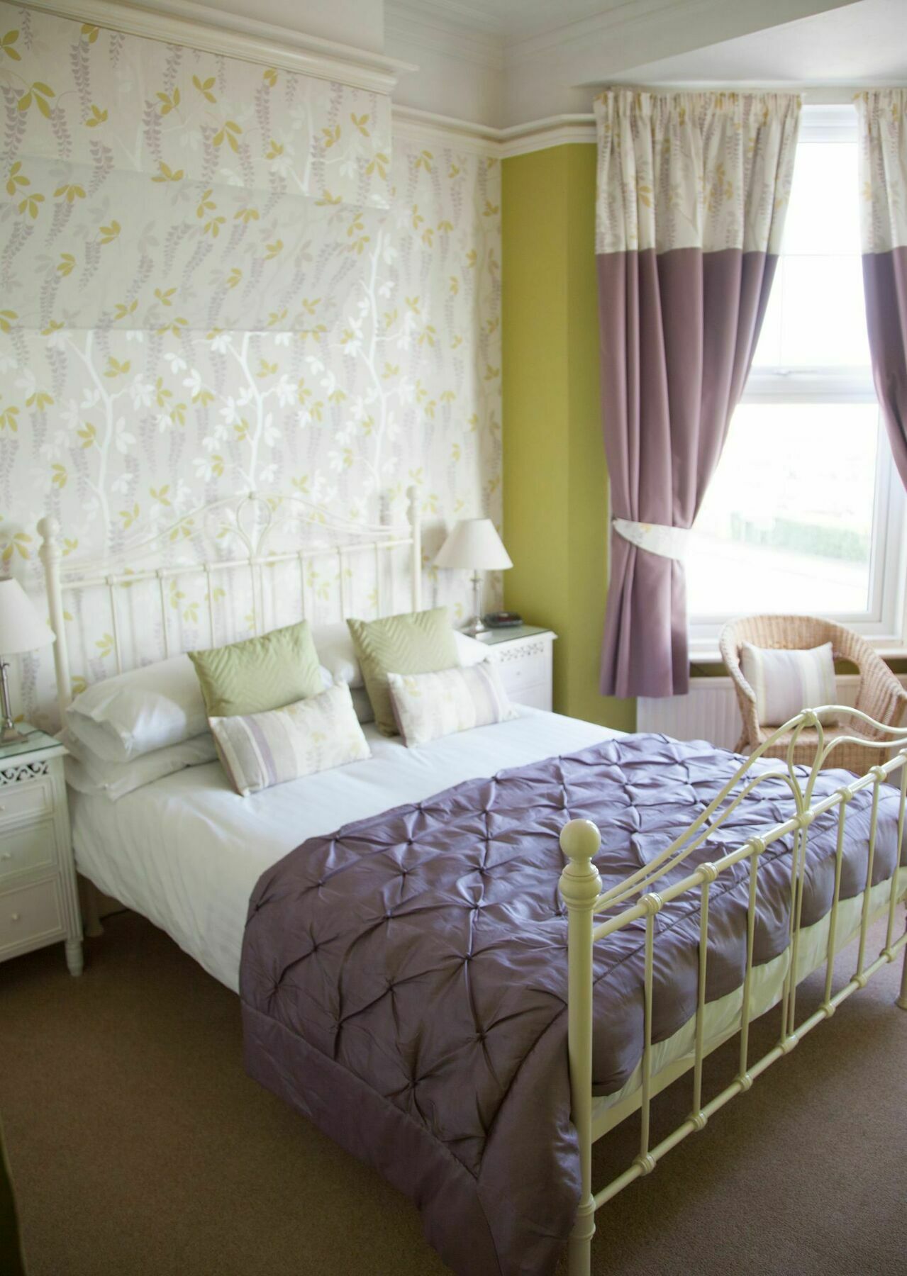 The Langtons Гостевой дом Истбурн